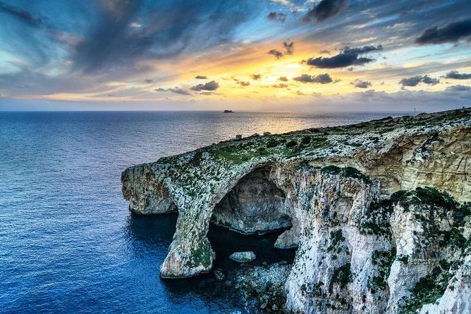 Blue Grotto and Sunday Market at Marsaxlokk Fishing Village Tour - The optional 25-minute boat ride: worth budgeting, but don’t bet the day on it