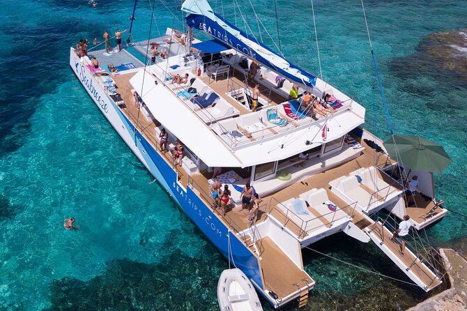 Blue Lagoon, Beaches and Bays Catamaran Sailing Tour - Blue Lagoon stop: the turquoise classic, plus the walk and the crowds