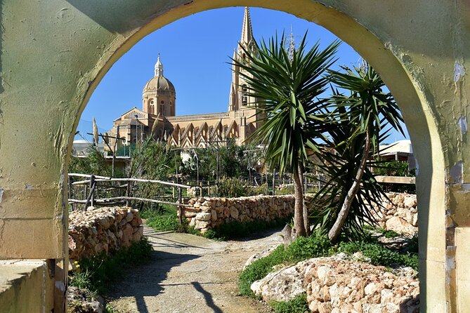 Christmas Tuk Tuk or Jeep tour in Gozo inc. Dinner - Stop 2: Villa Rundle Garden Christmas market with social charity stalls