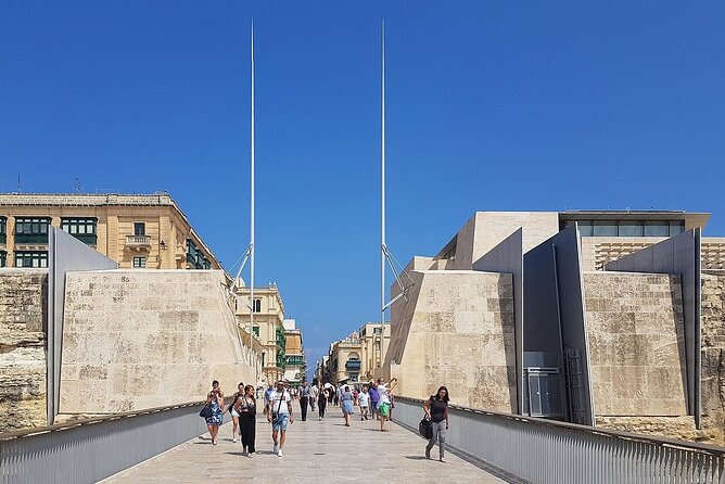 Discover Valletta Half-Day Walking Tour - Auberge de Castille: Baroque Power at the Highest Point