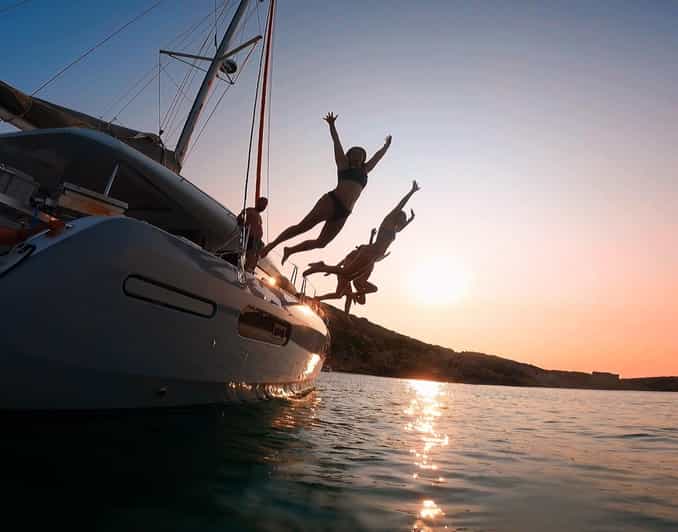 Evening Catamaran Charter - Food and Drinks: What’s Included, What You’ll Need to Plan