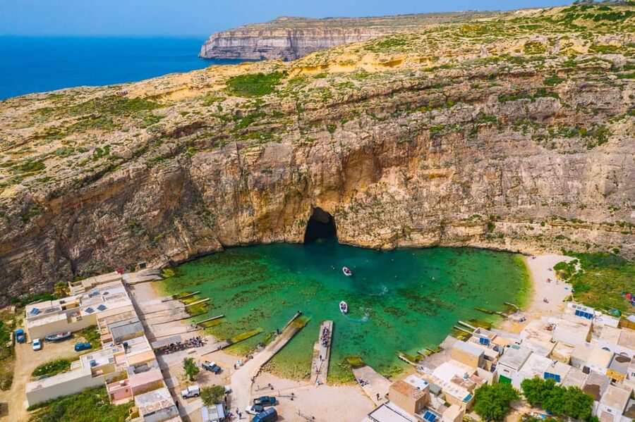From Malta: Gozo 4x4 Buggy Tour with Lunch and Transfers - Buffet lunch with local wine: the value middle of the day