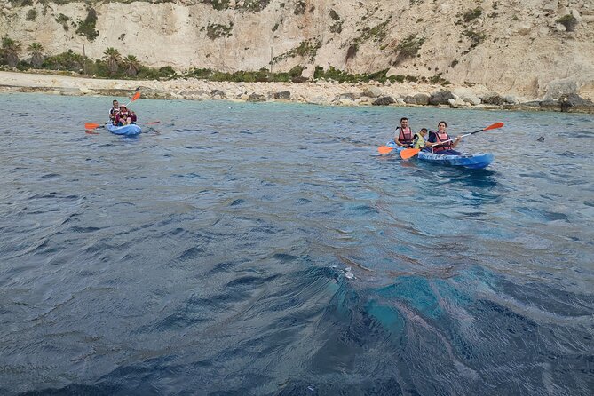 Gozo: 1 hour Kayak + Cave Tour + Blue Lagoon Drop off - Key highlights at a glance