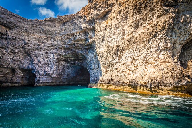 Gozo: 20 minute Comino Cave Tour + Blue Lagoon Drop off - Santa Maria Caves: five cave visits and the Count of Monte Cristo link