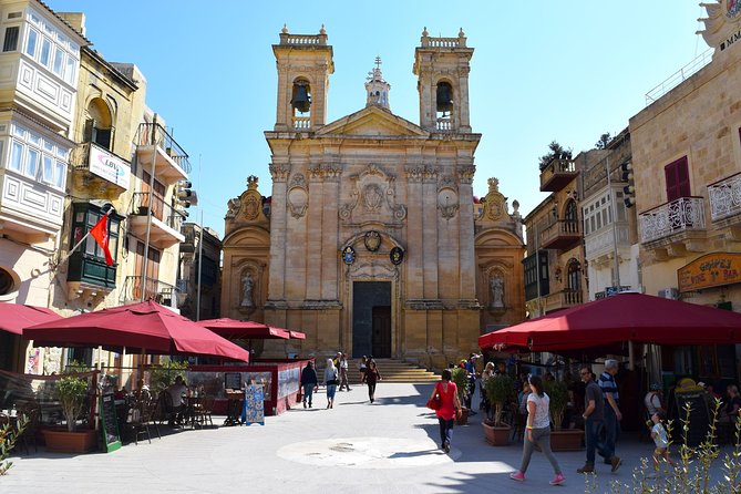 Gozo & Comino Islands, Blue Lagoon & Seacaves Tour - Victoria, Gozo: Citadel time with transport included