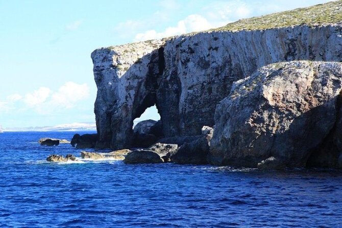 Half Day Malta Tour to Gozo Comino and Blue Lagoon Caves - What’s Included on Board (and What You Should Bring)