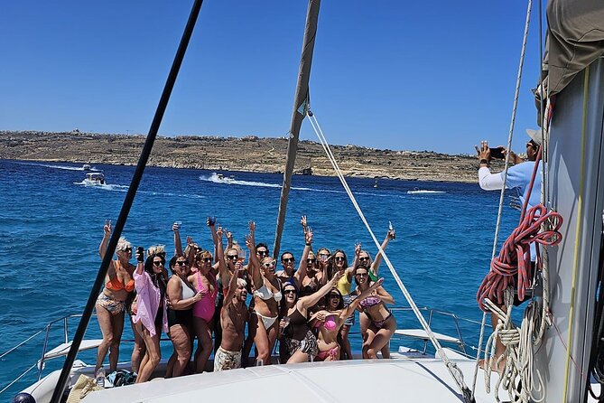 Half Day Scenic Catamaran Experience - Blue Lagoon’s 1-Hour Slot and Beach Option