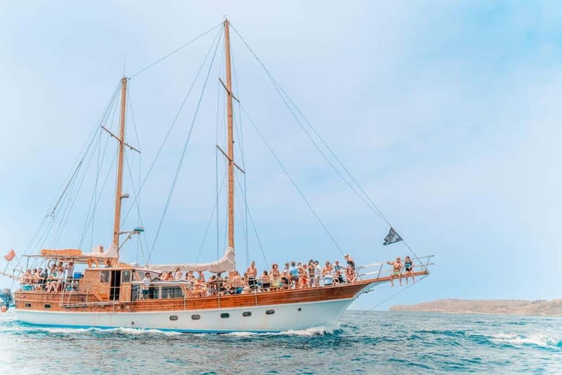 Malta: Around Comino Boat Trip with Gozo Guided Jeep Tour - Blue Lagoon on Comino: How to Make the Most of Your Hour