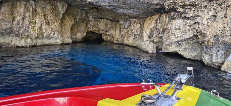 Malta: Blue Lagoon, Caves & around Comino Private Speedboat - Private speedboat time on Comino, caves, and the lagoons