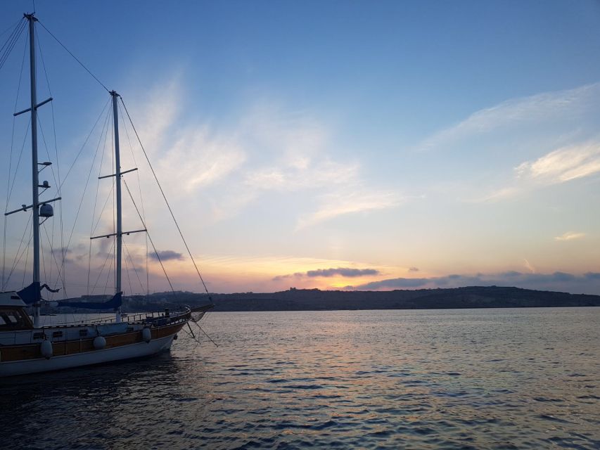 Malta: Blue Lagoon Evening Swim & Snorkel Boat Cruise - Meeting at Bugibba Jetty and getting comfortable on Seahorse Cruises