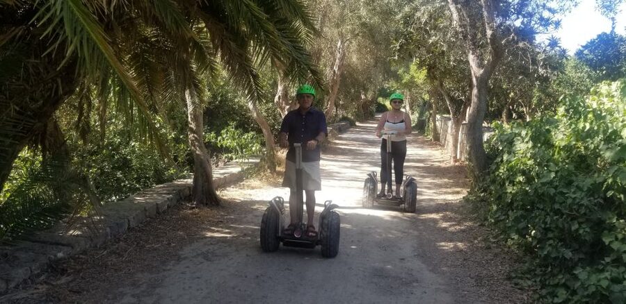 Malta by Segway: Dingli Cliffs Extended Sunset tour - The Segway itself: stable enough for a guided loop