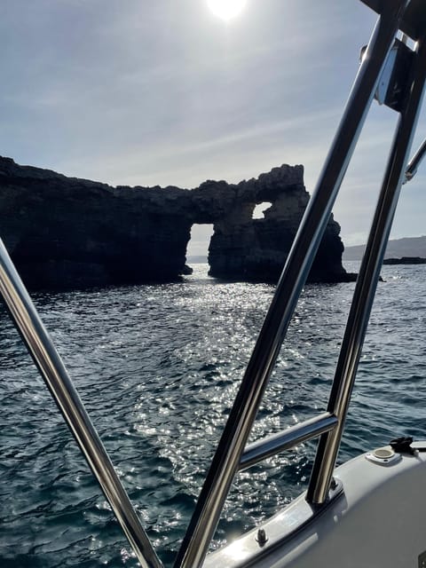 Malta:Gozo,Comino,Crystal/BlueLagoon&Caves Private Boat trip - How the 2–3 Hour Plan Really Works (Time on the Water)