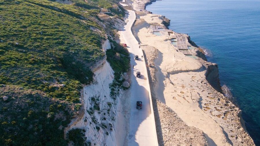 Malta: Gozo Private Chauffeured E-Jeep Tour with Ferry - Lunch That Actually Works: Recommendations and Reservations