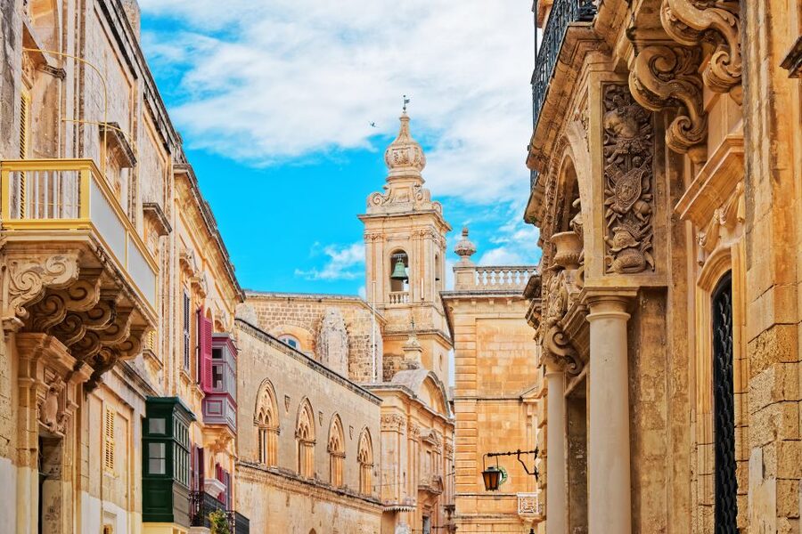 Malta: Highlights of Malta & Mdina Full Day Tour with Lunch - Mosta Rotunda Dome: The Church Stop That Changes the Scale of Malta