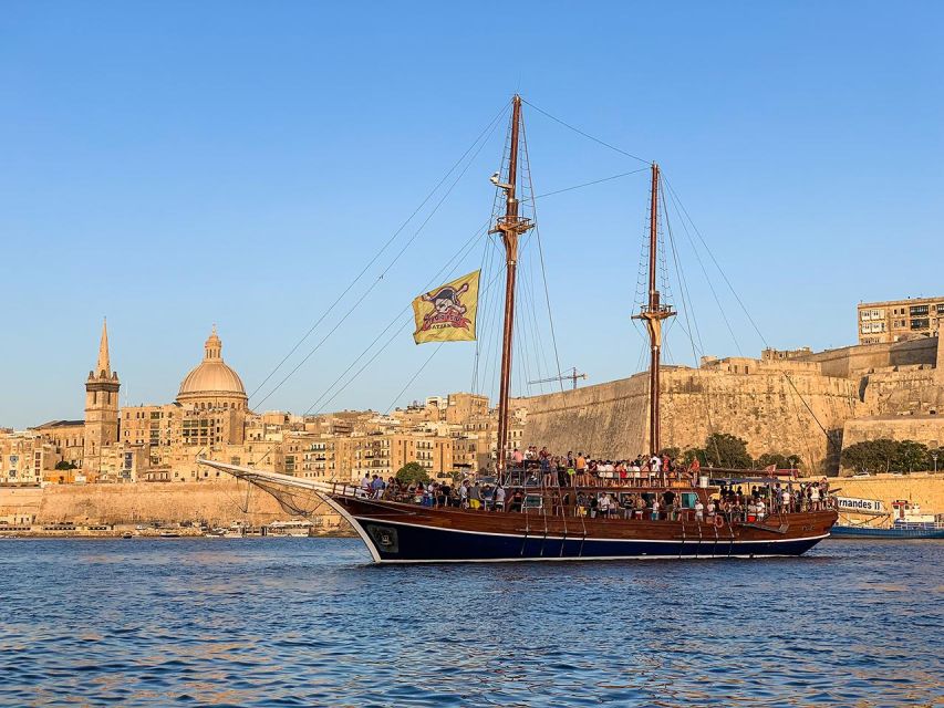 Malta: Lazy Pirate Boat Party with Drinks & Food - DJ Music and Dancing: The Social Part Works Best When You Don’t Overthink It