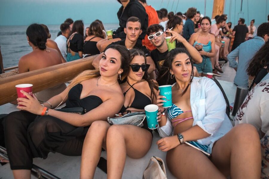 Malta: Lazy Pirate Boat Party with Drinks & Food - Who This Boat Party Suits Best (and Who Might Hate It)