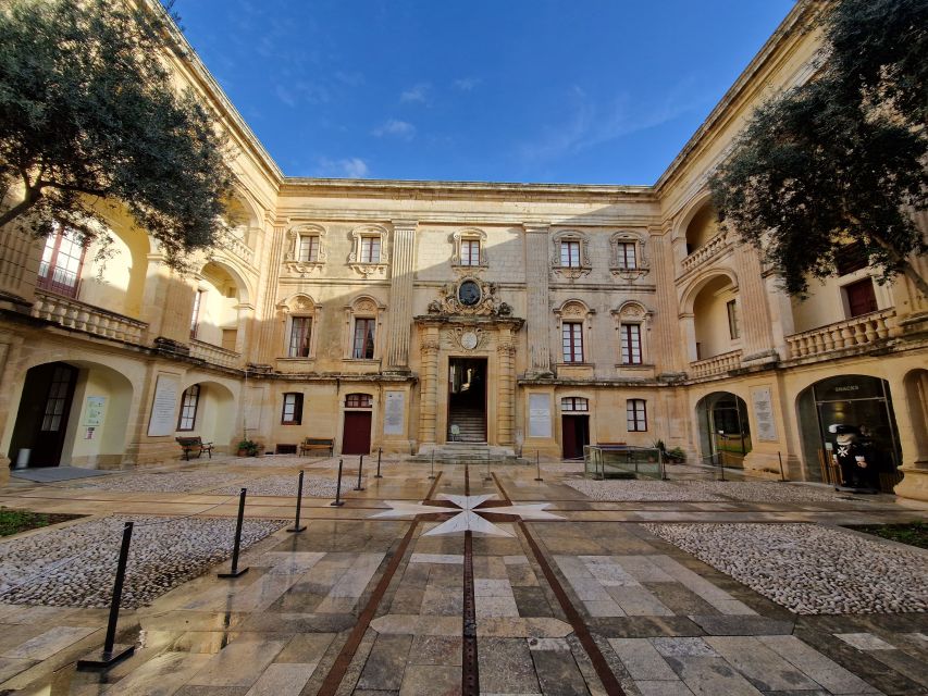 Malta: Mdina and Rabat Food Tour - Where you start: Is-Serkin (Crystal Palace Bar)