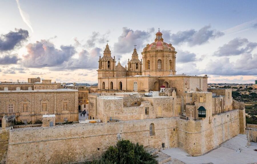 Malta: Mdina, Dingli Cliffs and San Anton Botanical Gardens - Should you book this Mdina, Dingli, and San Anton tour?