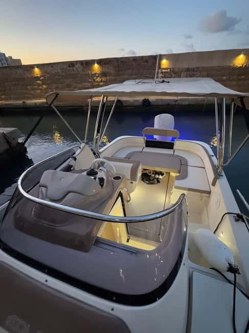 Malta: Private Boat Cruise with Caves, Beaches & Swim Stops - The optional Maltese platter with ftira and Bigilla dip