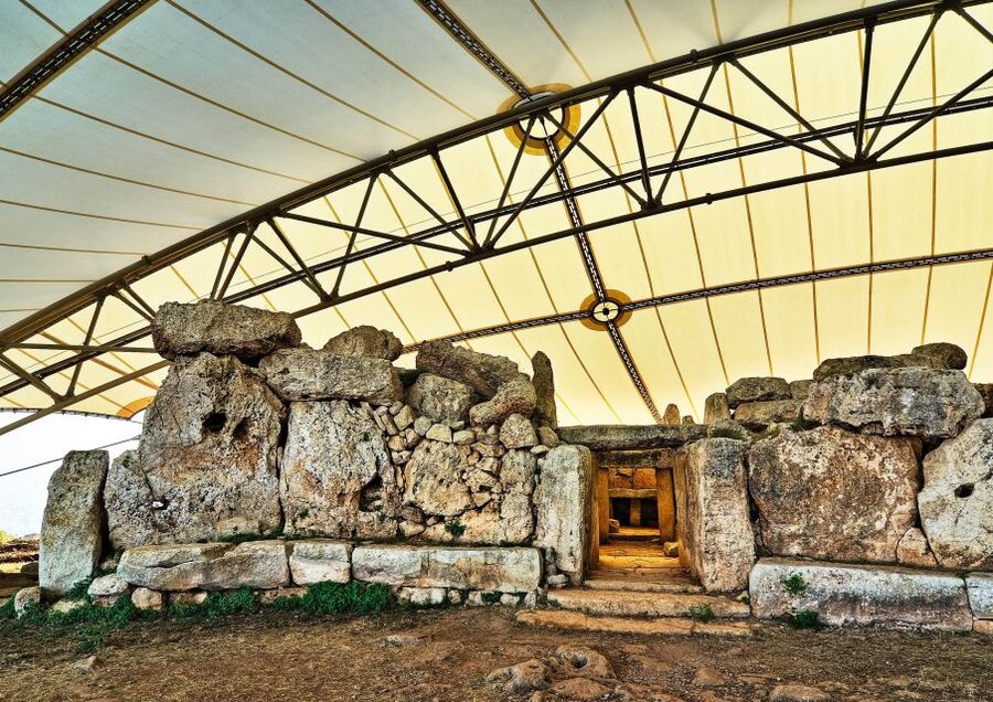 Malta: Private Half-Day Archeological Sites Tour - Ħaġar Qim and Mnejidra: Heaviest Megaliths and Southern Cliffs