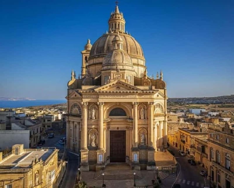 Malta: Private Jeep Tour of Gozo with Lunch - Price and value: what 306 per group up to 2 really buys