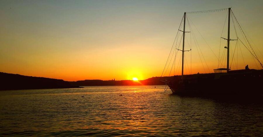 Malta: Private Sunset Boat Trip to Comino and Blue Lagoon - Key Highlights Worth Booking