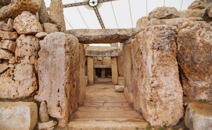 Malta Tour : Private Car- Mdina, Marsaxlokk, Blue Grotto - Dingli Cliffs and Mosta Dome: Sea Views Plus the Famous Church Story