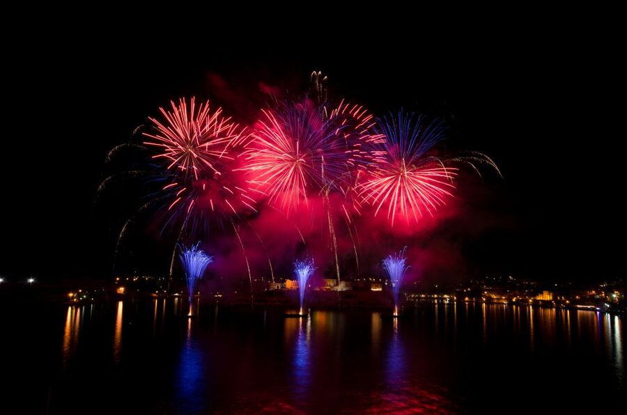 Malta: Valletta, Sliema, Bugibba Fireworks Festival Cruise - The 5-Hour Flow: What Happens Between Getting On and the Show