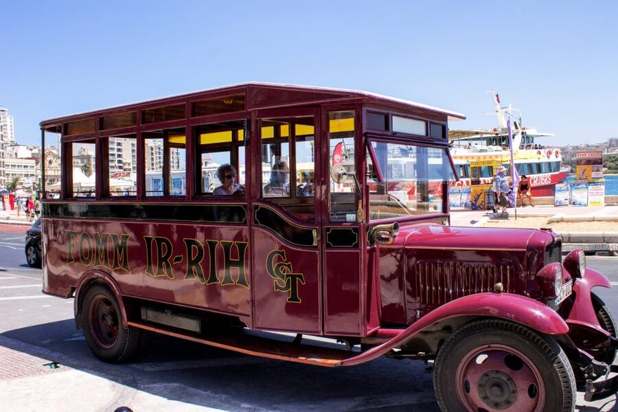 Malta: Vintage Bus Ride through the Three Cities - Getting started at Sliema Ferries: what to do at 14:15