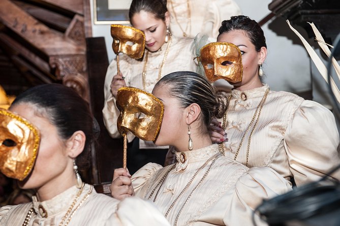 Maltese Folklore Night Tour incl. food and drinks - The Four-Course Maltese Dinner and Free-Flowing Drinks