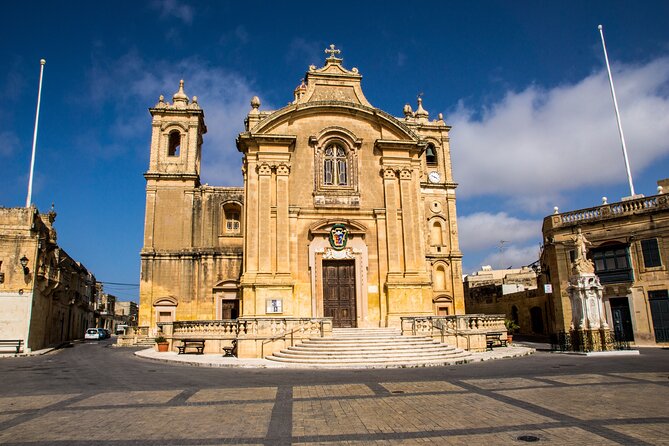 Marsaxlokk Market and Blue Grotto guided tour - Guides: clear communication makes the route feel easier