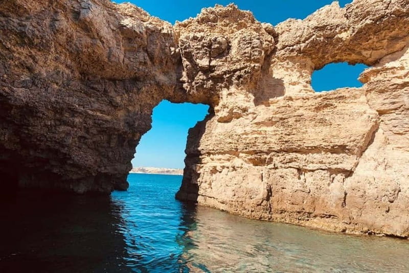 Mellieha: 1:00pm Speedboat round Comino Caves 2h Blue Lagoon - Practical tips: what to bring so the day feels easy
