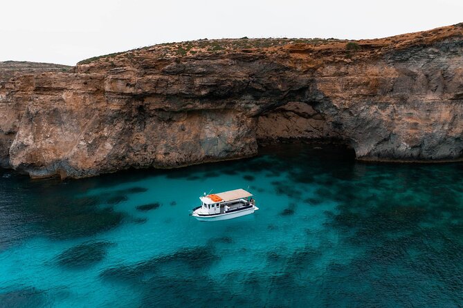 Mellieha: Gozo, Comino, Sea Caves, and Blue Lagoon Cruise - Meeting in Mellieħa and getting on the water fast