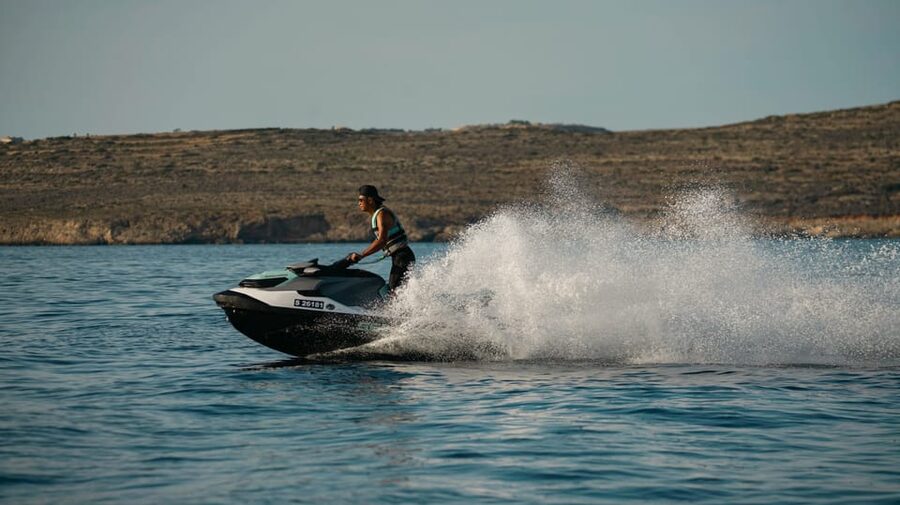 Mellieha: Jet Ski Rental with Safety Boat - The ride itself: 30 minutes between North Malta and South Comino