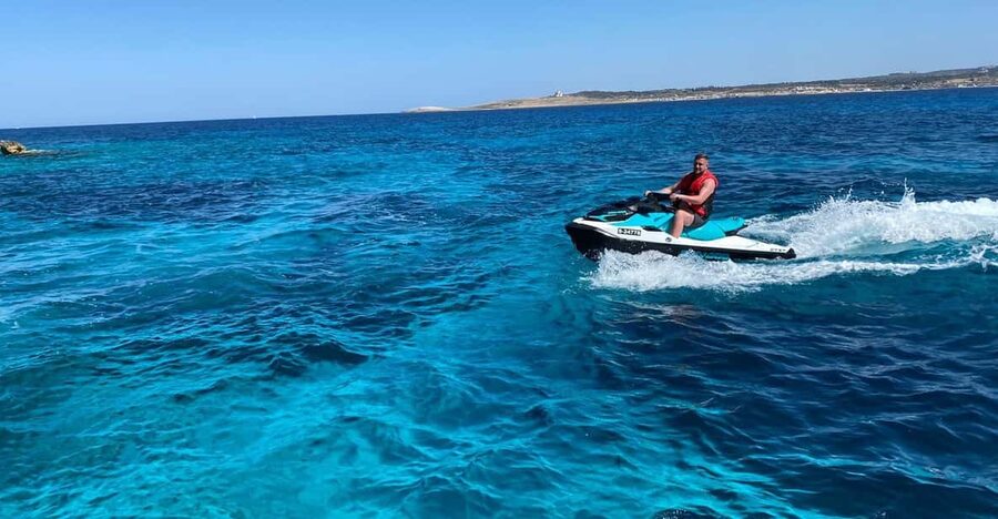 Mellieha: Jet Ski Rental with Safety Boat - The jet skis: Sea-Doo GTX 130 2024 and GTX Pro 2025 power