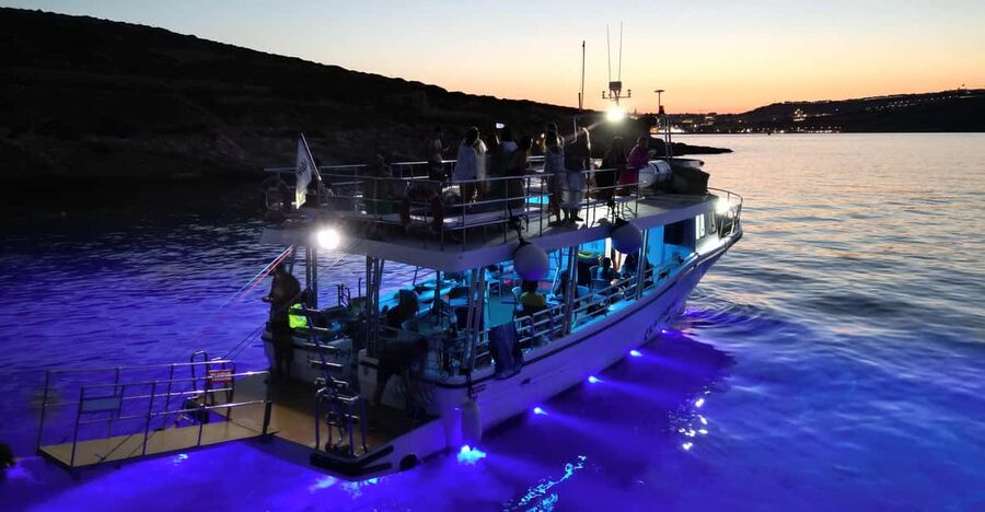 Mellieha: Two Bay Evening Cruise Including The Blue Lagoon - Why an Evening Comino Cruise from Mellieħa Feels Smarter