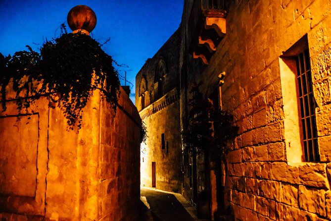 Mysteries and Histories of Mdina - Walking Tour - Getting oriented in Mdina: where to start and where you’ll end