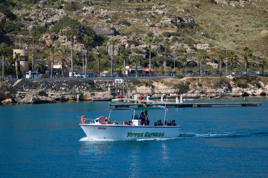 Private Boat Charter - Comino/Parts of Gozo - Private Comino and Gozo boat charter: what you actually get