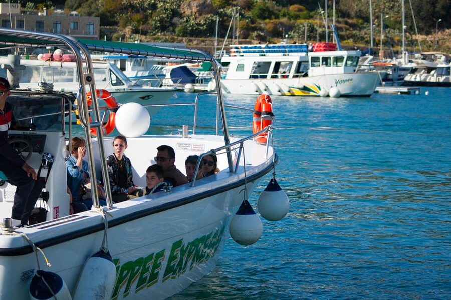 Private Boat Charter - Comino/Parts of Gozo - Mgarr ix-Xini: swimming and snorkeling where it still feels secluded