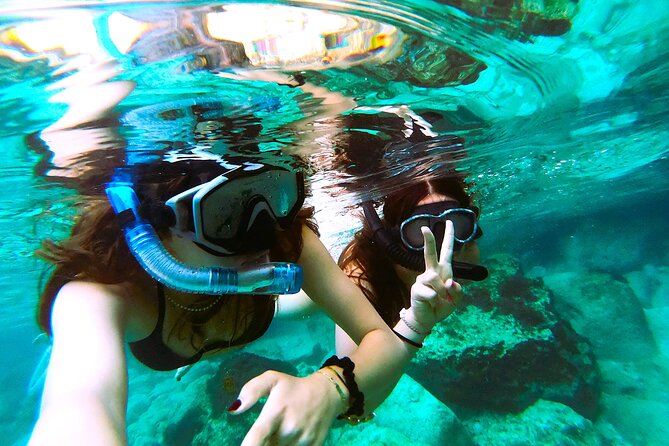 Private Boat Tour to Blue Lagoon Comino Caves and Gozo - Meeting points and getting on the boat without stress