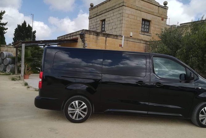 Private Driver to roam the island of Malta - Mdina’s old stones and the St. Paul thread