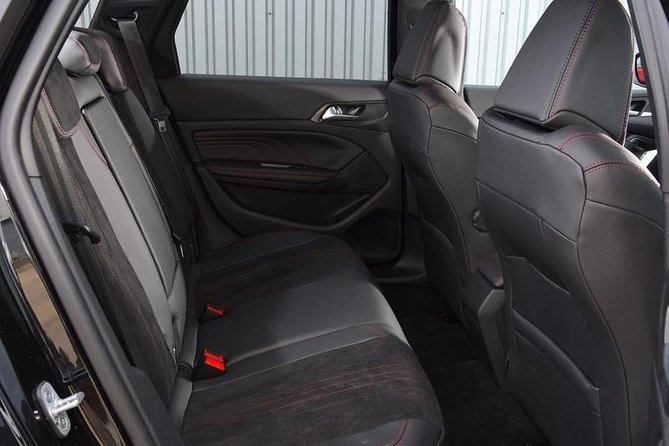 Private Malta Airport Cab to Sliema/St Julians/Gzira or Valletta - Value for $48.39 per group: what you’re buying