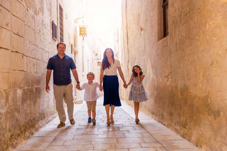 Private Photoshoot in Malta - What Danielle does during the shoot (and why first-timers love it)