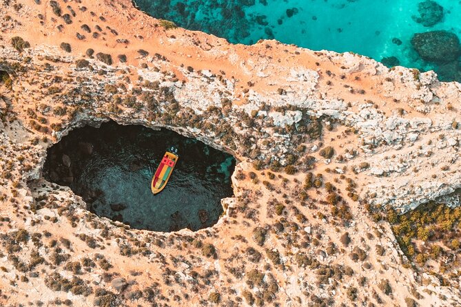Private Speedboat 3hrs Blue Lagoon, Crystal Lagoon & Caves - The Comino Tower stop: quick history from a strategic viewpoint