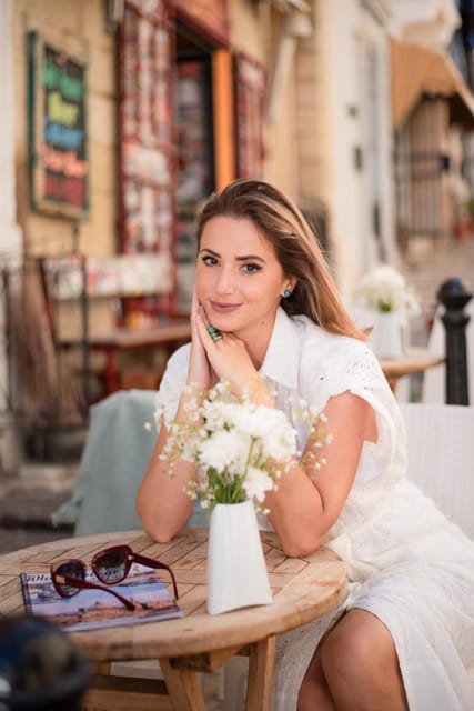 Professional Vacation photographer in Valletta Malta - Trading souvenirs for a real photo story in Valletta