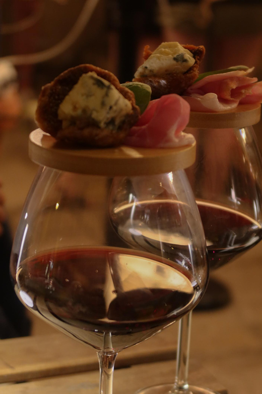 Romantic Wine Tasting Experience at Koccio Valletta - What’s included: 3 glasses and paired bites (that often feel like more)