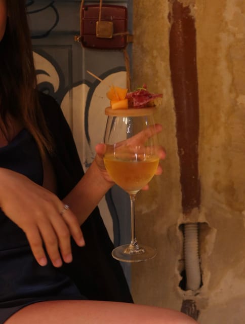 Romantic Wine Tasting Experience at Koccio Valletta - The 1.5-hour flow: what happens from start to finish