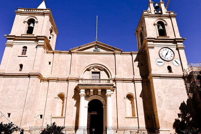 Secrets of St John's Co-Cathedral - Guided Tour - Mario’s guide style: humor plus specifics equals less confusion