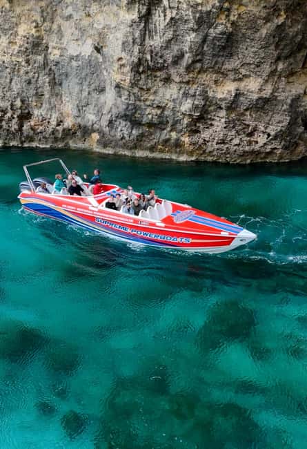 Sliema: Comino Blue Lagoon Powerboat Tour with Comino Caves - Group size and the guide experience
