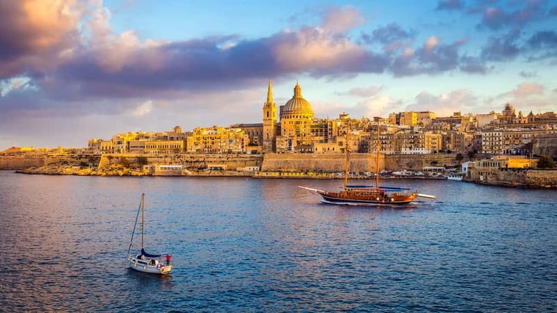 Sliema: Gozo/Comino Blue Lagoon Gulet Cruise w/ Lunch+Drinks - Turkish Gullet Comfort: Sun Spots, Seating, and Music Levels